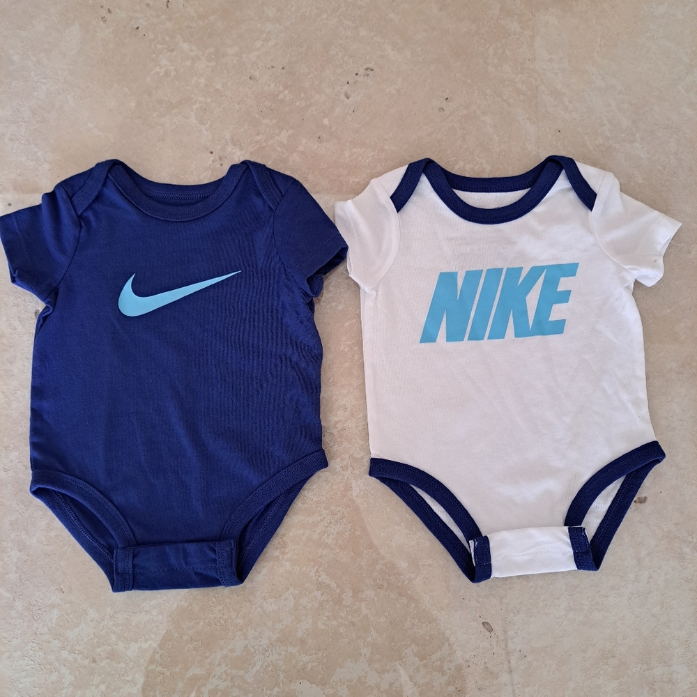 Two snap closure onezie size newborn by NIKE new